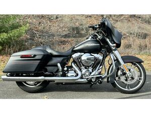 FLHXS 2016 STREET GLIDE® SPECIAL