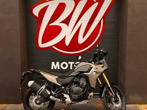 ② TÉNÉRÉ 700 ABAISSÉE FROZEN TITANIUM @ BW MOTORS MALINES