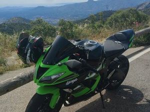 KAWASAKI 636 ZX6R