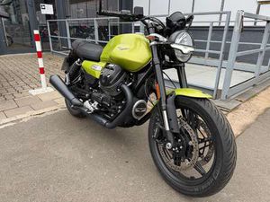 MOTO GUZZI V7 SPORT