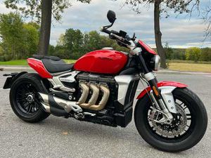 TRIUMPH ROCKET 3