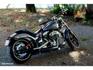 HARLEY DAVIDSON SOFTAIL BREAKOUT