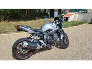 YAMAHA FZ1