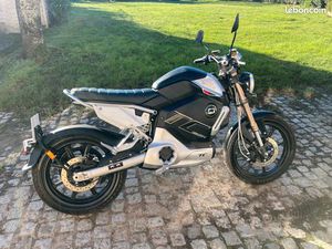 MOTO ÉLECTRIQUE 125 SUPER SOCO TC MAX