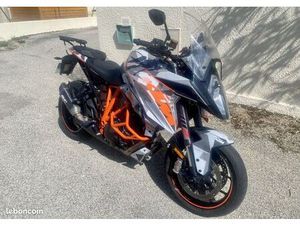 KTM 1290 SUPER DUKE GT