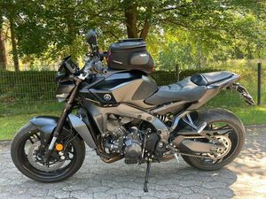 YAMAHA MT09
