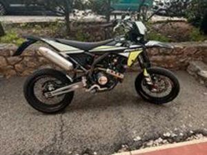 MOTARD FANTIC 125 CC 4 TEMPI