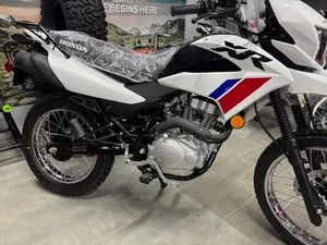 2025 HONDA XR 150 LS DUAL SPORT WHITE