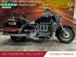 TRIUMPH ROCKET III TOURING