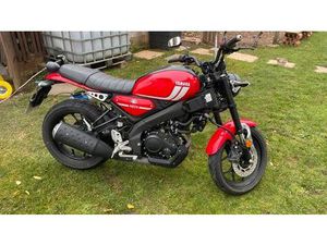 YAMAHA XSR 125 | 2. HAND | TOP ZUSTAND | 2 JAHRE GARANTIE
