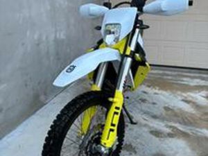 HUSQVARNA 701 ENDURO