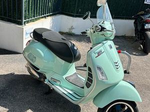 VESPA 125 GTS SÉRIE LIMITÉE