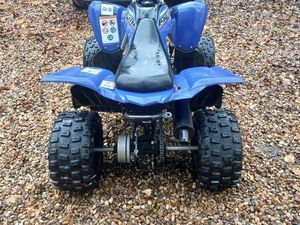 QUAD YAMAHA YFM 90 R BLEU