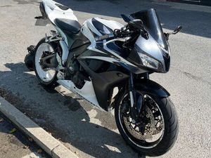 HONDA CBR 600 RR