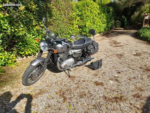 TRIUMPH BONNEVILLE T120 GOLD LINE 2023