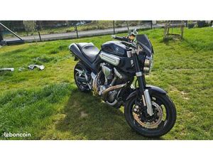 YAMAHA MT01
