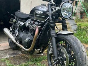 TRIUMPH 1200 SPEED TWIN