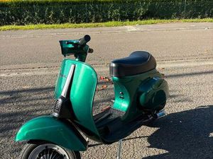 ② VESPA 50 SPECIAL NEUVE MOTEUR ET CARROSSERIE