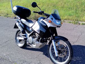 KAWASAKI KLE 500