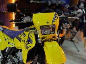 SUZUKI DR-Z 400 2025