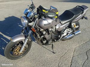 YAMAHA XJR1200