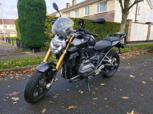 BMW R1200R