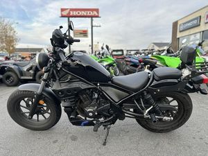 2018 HONDA® REBEL 300