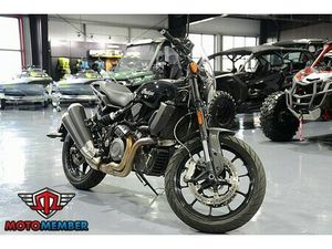 2019 INDIAN MOTORCYCLE® FTR™ 1200 THUNDER BLACK