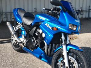 YAMAHA FAZER 600
