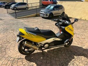 YAMAHA - TMAX