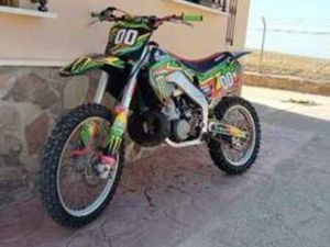 HONDA - CR 250 R