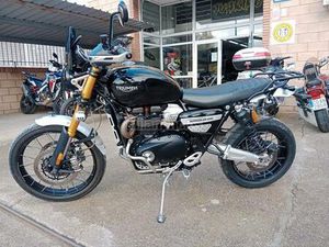 TRIUMPH - SCRAMBLER 1200 XE
