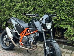 KTM 690 DUKE