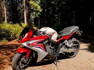 HONDA CBR 650 F