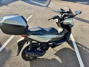 ?️ HONDA FORZA 125 SMART TOP BOX – 10/2022 – 5 169 KM – ÉTAT PROCHE DU NEUF