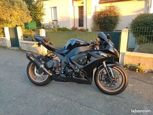 KAWASAKI NINJA ZX10R