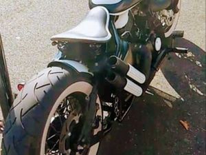 YAMAHA DRAGSTAR SOFTAIL MACHINE TANK