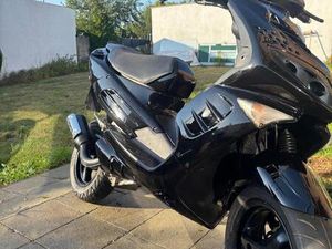 ② PEUGEOT SPEEDFIGHT 2