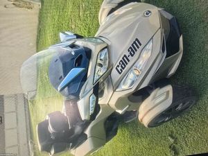 TRIUMPH BONNEVILLE T120 BLACK