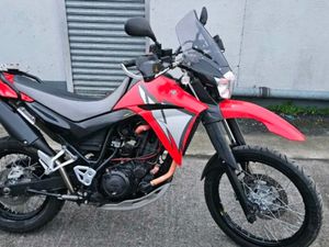 2011 YAMAHA XT 660