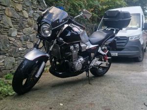 HONDA CB 1300 SUPER 4