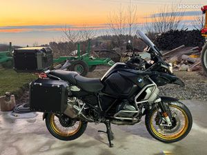 BMW 1250 GS ADVENTURE TRIPLE BLACK