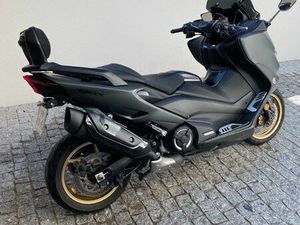 T MAX 560 CC T