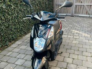 ② SYM ORBIT B KLASSE