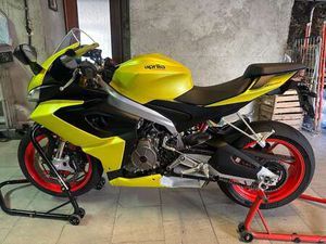 APRILIA RS 660 GIALLO