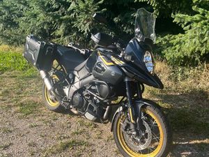 SUZUKI V-STROM 1000