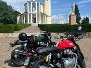 ROYAL ENFIELD CONTINENTAL GT650