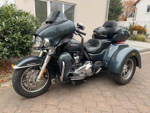 HARLEY DAVIDSON TRI GLIDE ULTRA HD TRIKE TAUSCH