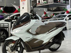 HONDA PCX 150 DLX