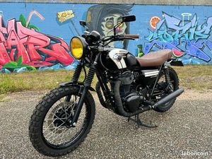 KAWASAKI W800 SPÉCIAL ÉDITION - ANNÉE 2016 MODIFIÉE SCRAMBLER - UNIQUE